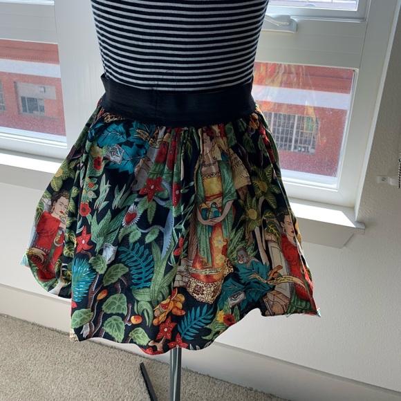 Frida Kahlo Skirt - Picture 3 of 7